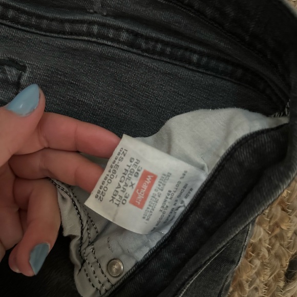 MENS WRANGLER BLACK JEANS - Picture 3 of 7